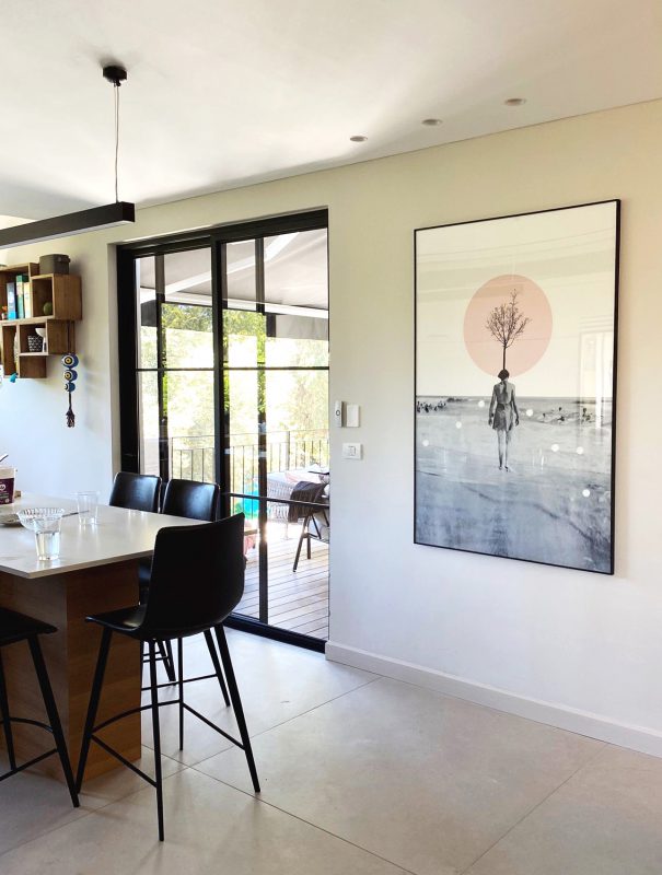 תמונה גדולה ממוסגרת, עיצוב פנים: קרן קליין